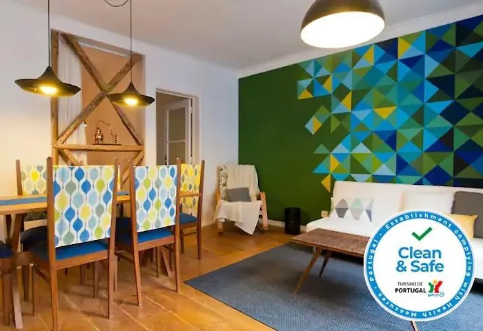 Lisbon Sant\'Ana Mouraria 2Br Apart